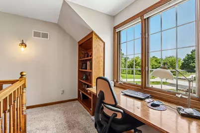 W288N3341  Lost Creek Ct, Delafield, WI 53072 - Photo 41