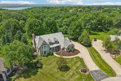 W288N3341  Lost Creek Ct, Delafield, WI 53072 - Photo 69