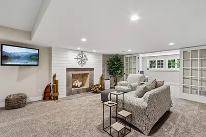 W288N3341  Lost Creek Ct, Delafield, WI 53072 - Photo 23