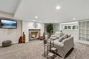 W288N3341 Lost Creek Ct, Delafield, WI 53072 - Photo 23