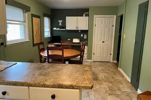 2504 S 8th St, Manitowoc, WI 54220 - Photo 7