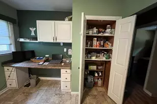 2504 S 8th St, Manitowoc, WI 54220 - Photo 11