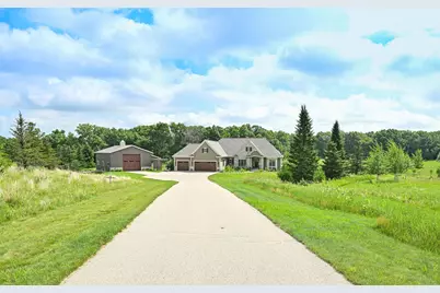 S106W36642  Saddle Ridge Dr, Eagle, WI 53119 - Photo 49