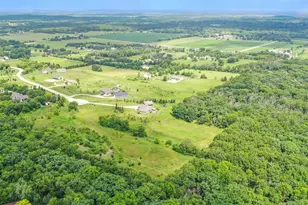 S106W36642 Saddle Ridge Dr, Eagle, WI 53119 - Photo 35