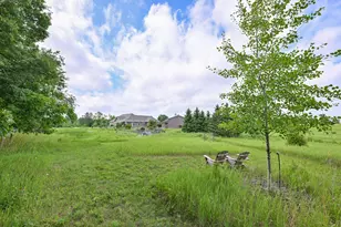 S106W36642 Saddle Ridge Dr, Eagle, WI 53119 - Photo 31