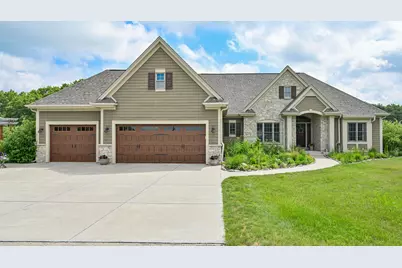 S106W36642  Saddle Ridge Dr, Eagle, WI 53119 - Photo 53