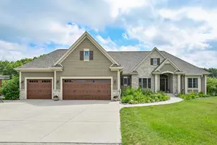 S106W36642 Saddle Ridge Dr, Eagle, WI 53119 - Photo 53