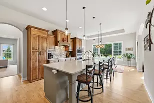 S106W36642 Saddle Ridge Dr, Eagle, WI 53119 - Photo 5