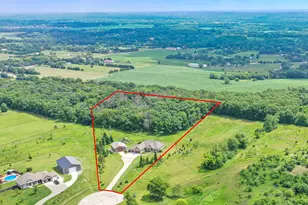 S106W36642 Saddle Ridge Dr, Eagle, WI 53119 - Photo 9
