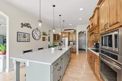 S106W36642  Saddle Ridge Dr, Eagle, WI 53119 - Photo 17