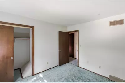 9366 N 51st St, Brown Deer, WI 53223 - Photo 15