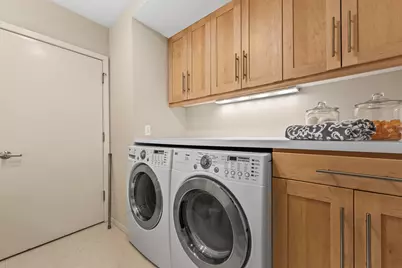 827 E Reservoir Ave #827, Milwaukee, WI 53212 - Photo 29