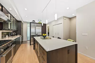 827 E Reservoir Ave #827, Milwaukee, WI 53212 - Photo 5