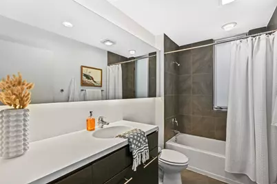 827 E Reservoir Ave #827, Milwaukee, WI 53212 - Photo 21