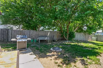 1447  Warwick Way, Racine, WI 53406 - Photo 37