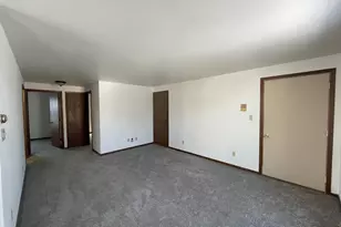 3933 Country Pl, Sheboygan, WI 53081 - Photo 5