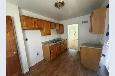 5003 N 37th St, Milwaukee, WI 53209 - Photo 3