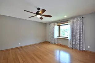 2005 Harris Highland Dr, Waukesha, WI 53188 - Photo 7