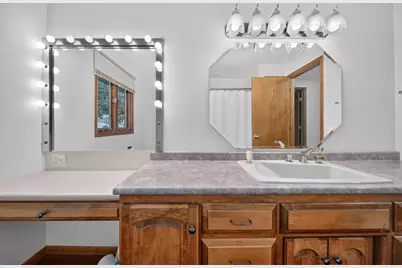 W2179  Shamrock Dr, Sheboygan Falls, WI 53083 - Photo 21