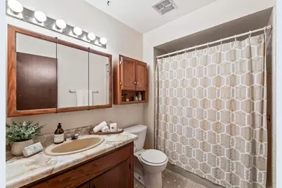 N76W14597  North Point Dr, Menomonee Falls, WI 53051 - Photo 29