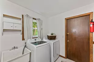N76W14597 Northpoint Dr, Menomonee Falls, WI 53051 - Photo 19