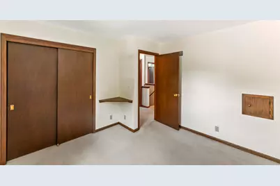 N76W14597  North Point Dr, Menomonee Falls, WI 53051 - Photo 35