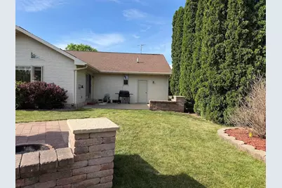 1035  Laager Ln, Oshkosh, WI 54902 - Photo 43
