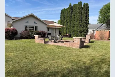 1035  Laager Ln, Oshkosh, WI 54902 - Photo 41