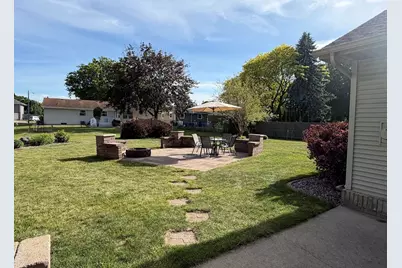 1035  Laager Ln, Oshkosh, WI 54902 - Photo 37