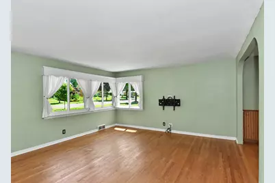 2765 N 84th St, Milwaukee, WI 53222 - Photo 7