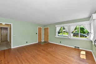 2765 N 84th St, Milwaukee, WI 53222 - Photo 9