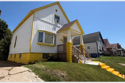 3746 N 2nd Ln, Milwaukee, WI 53212 - Photo 3
