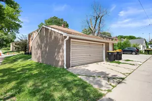 6533 W Center St, Wauwatosa, WI 53210 - Photo 11