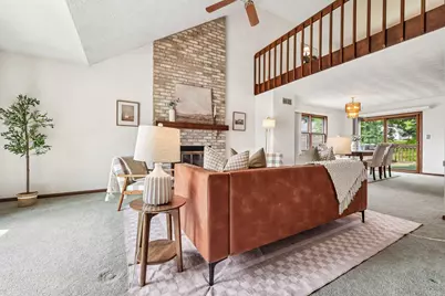 6161 S New York Ave, Cudahy, WI 53110 - Photo 5