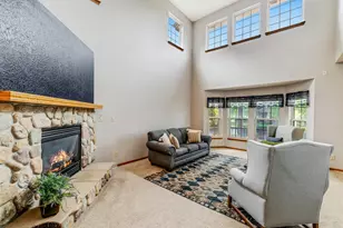 3822 S Centennial Cir, Milwaukee, WI 53221 - Photo 5