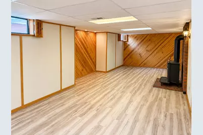 2735 E Bolivar Ave, Saint Francis, WI 53235 - Photo 7