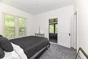 3240 W Juneau Ave, Milwaukee, WI 53208 - Photo 7