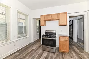 3240 W Juneau Ave, Milwaukee, WI 53208 - Photo 5