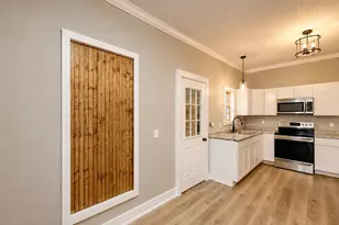 709 Wolcott St, Sparta, WI 54656 - Photo 5