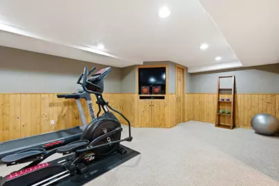 1990  Kettle Side Ct, Richfield, WI 53076 - Photo 25