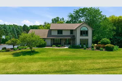 1990  Kettle Side Ct, Richfield, WI 53076 - Photo 35