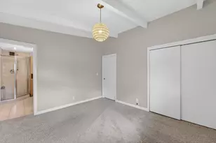 807 E Wahner Pl, Bayside, WI 53217 - Photo 21