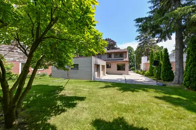 5769 N River Forest Dr, Glendale, WI 53209 - Photo 37