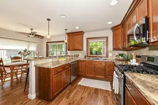 5769 N River Forest Dr, Glendale, WI 53209 - Photo 15