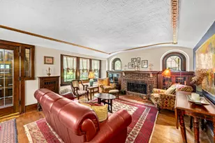 3454 N Frederick Ave, Milwaukee, WI 53211 - Photo 9