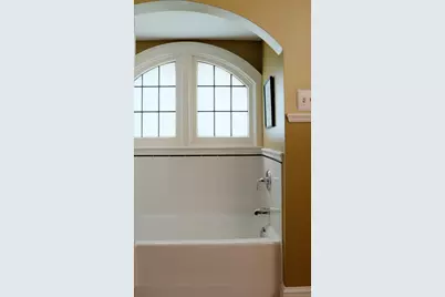 3454 N Frederick Ave, Milwaukee, WI 53211 - Photo 77
