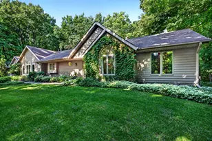 315 Kettle Ct, Slinger, WI 53086 - Photo 1