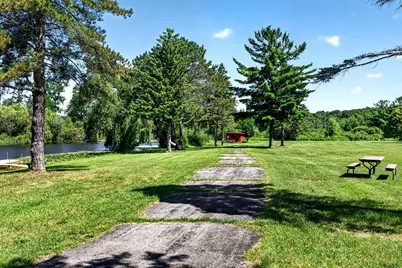 315  Kettle Ct, Slinger, WI 53086 - Photo 35