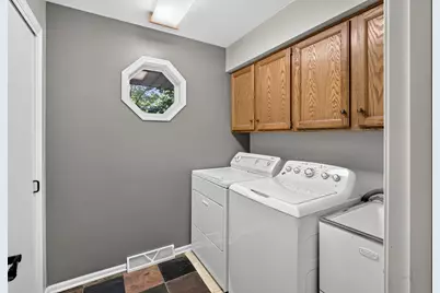 315  Kettle Ct, Slinger, WI 53086 - Photo 19