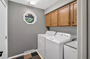 315 Kettle Ct, Slinger, WI 53086 - Photo 19